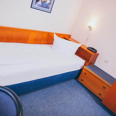 Hotel Zum Grunewald Dinslaken Buitenkant foto