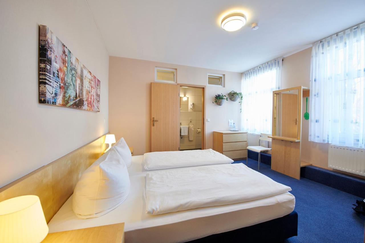 Hotel Zum Grunewald Dinslaken Buitenkant foto