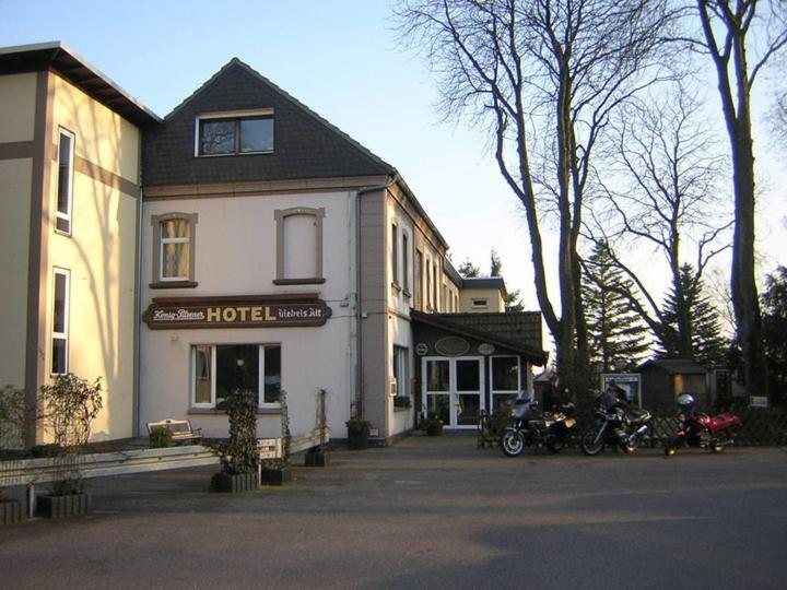 Hotel Zum Grunewald Dinslaken Buitenkant foto
