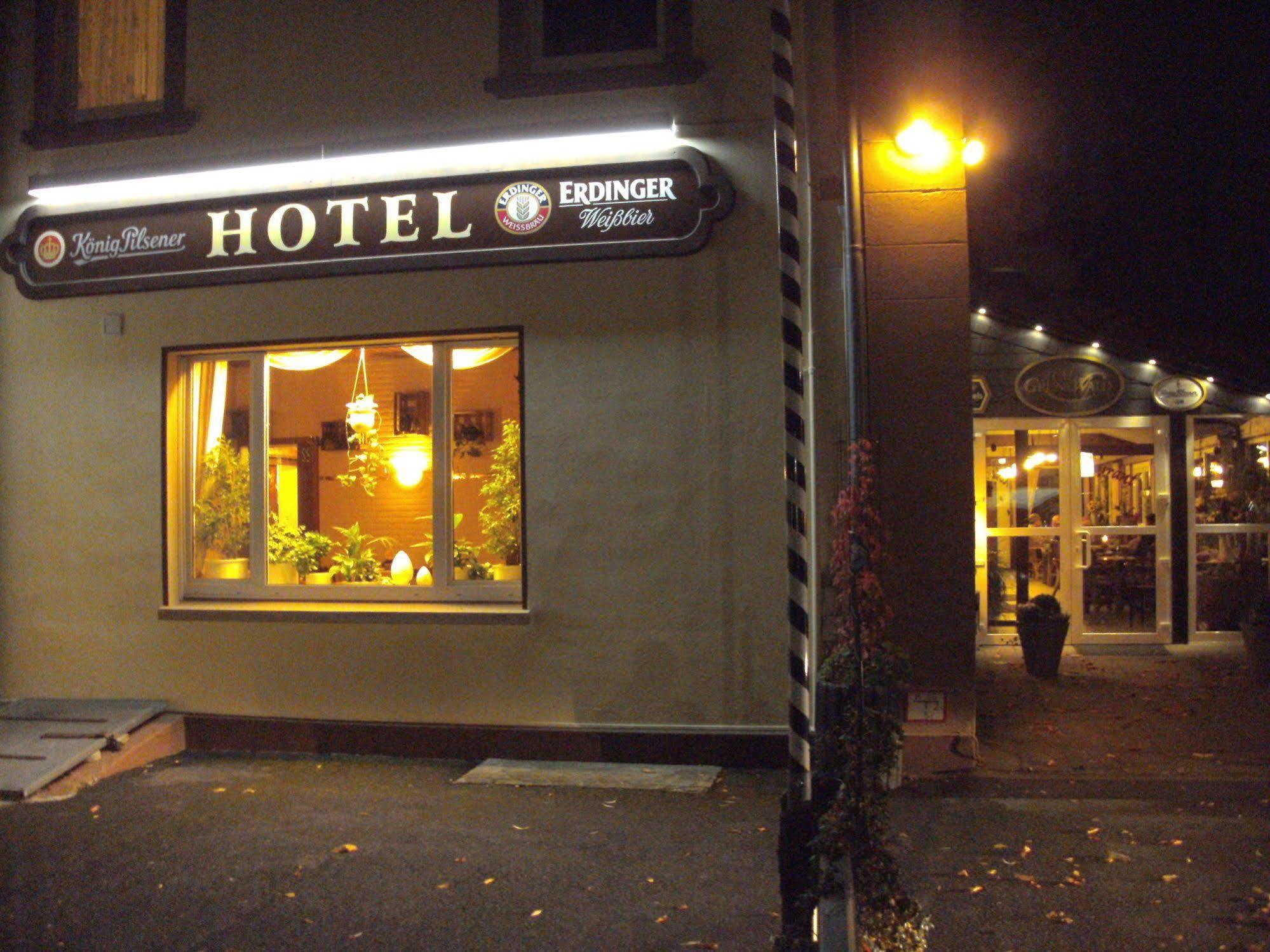 Hotel Zum Grunewald Dinslaken Buitenkant foto
