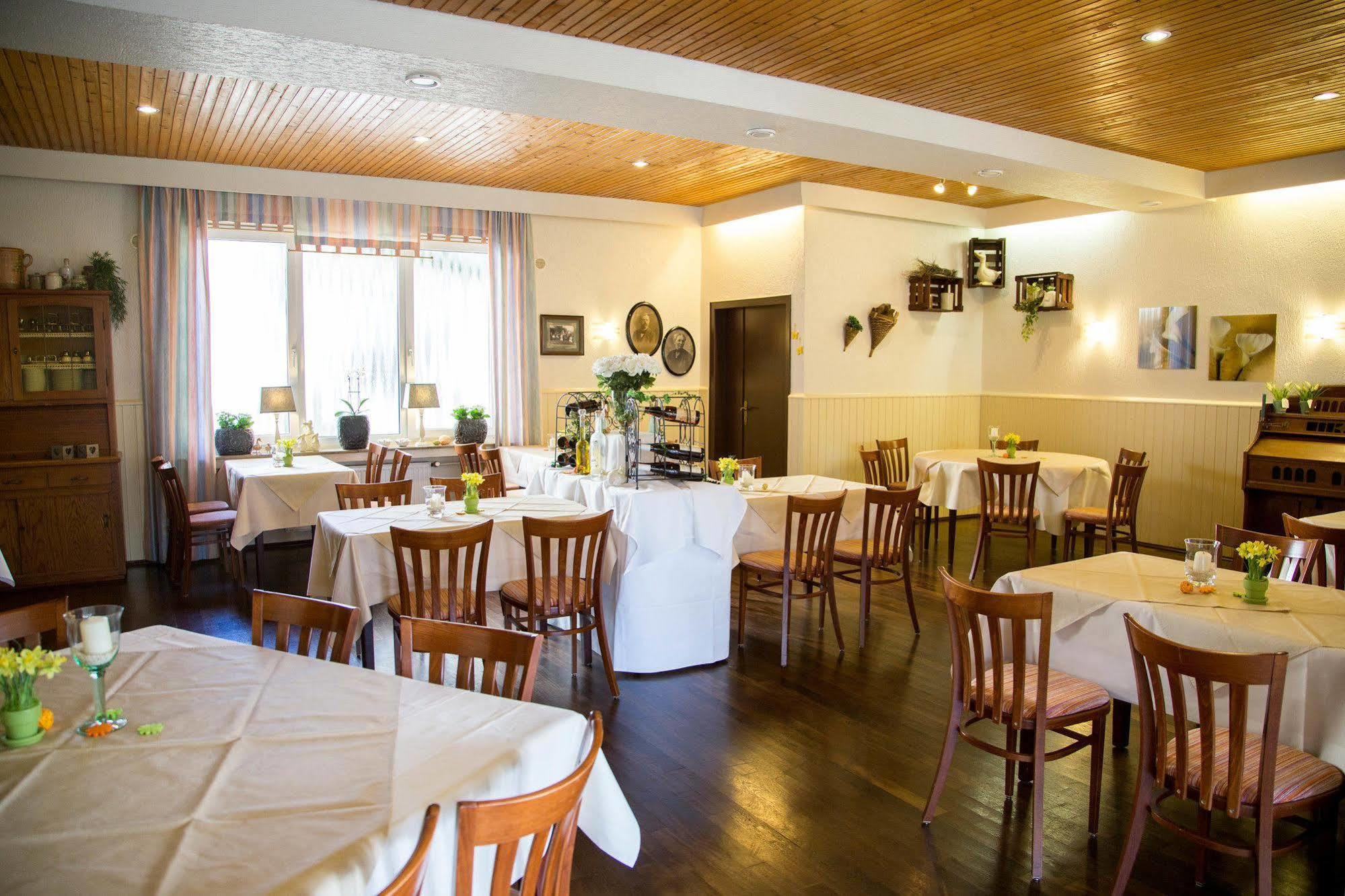 Hotel Zum Grunewald Dinslaken Buitenkant foto