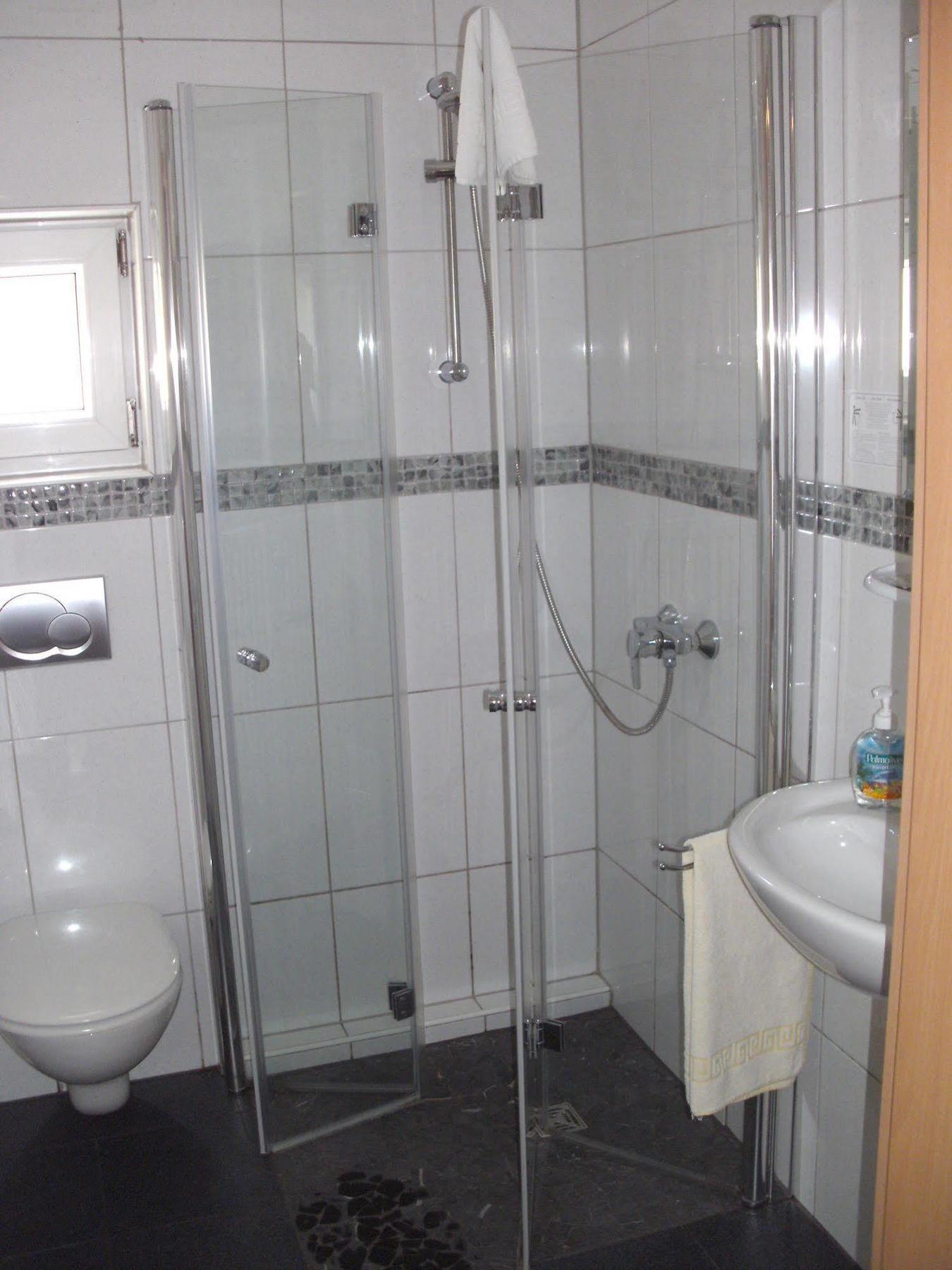Hotel Zum Grunewald Dinslaken Buitenkant foto