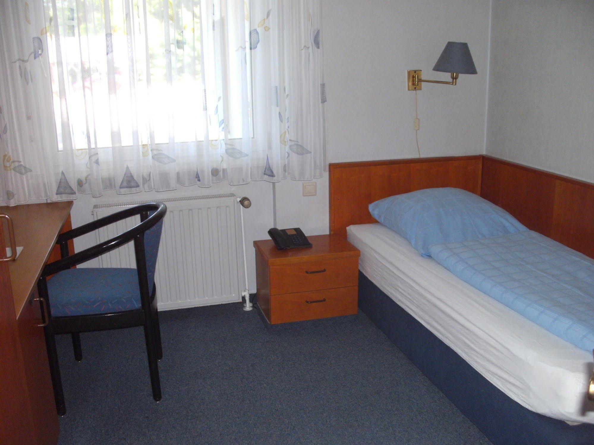 Hotel Zum Grunewald Dinslaken Buitenkant foto